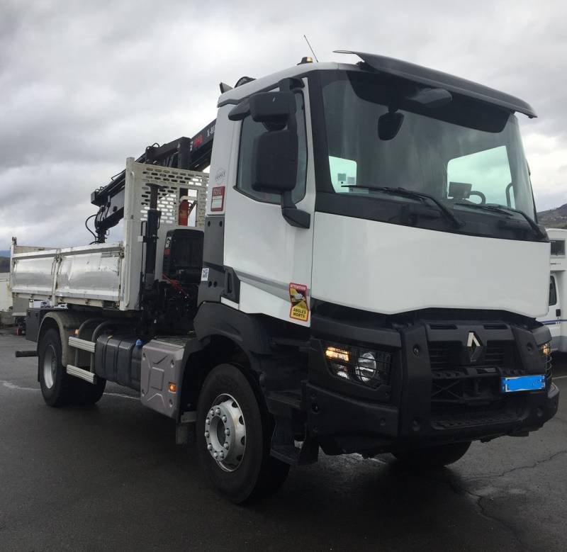 réparation grue HIAB dans nos ateliers